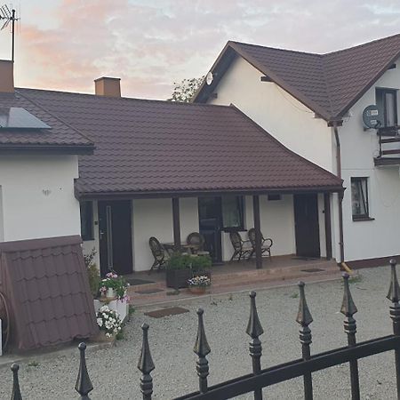 Апартаменти Біля Рондо - Mieszkanie Przy Rondzie プシェムィシル エクステリア 写真